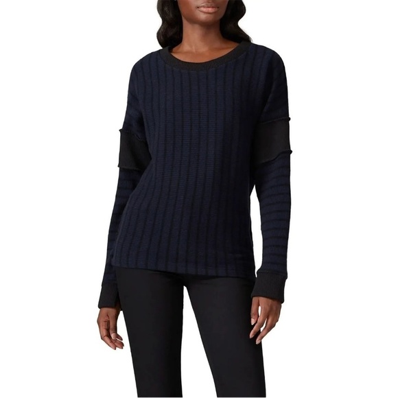 MM6 Maison Martin Margiela Sweaters - MM6 Maison Margiela Long Sleeve Striped Knit Ribbed Sweater Navy Blue